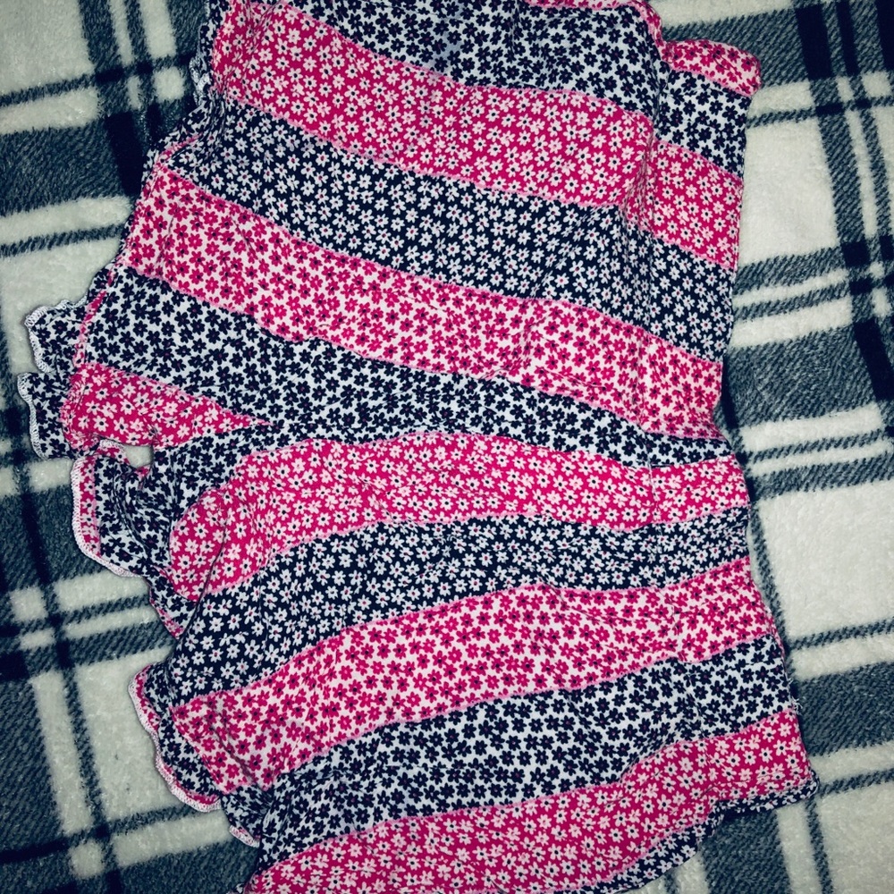 Shorts - Picture 2 of 2